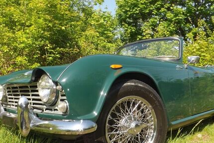 Triumph TR4