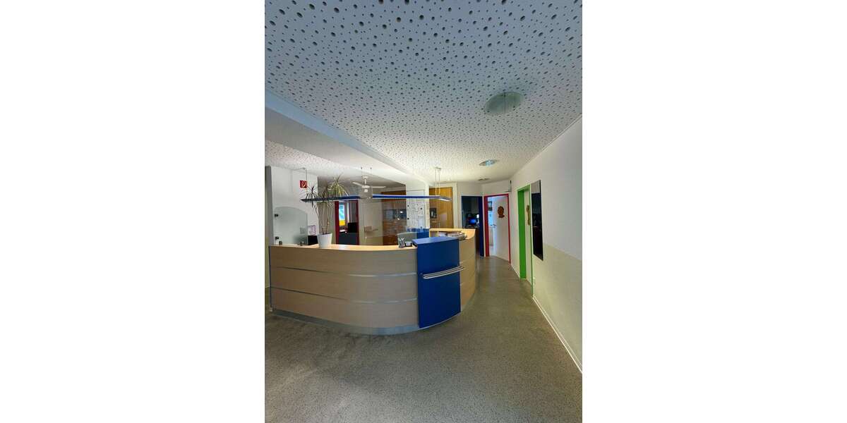 Büro in Siegen 1.262 € 150 m² zimmer