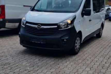 Opel Vivaro 191.000 km 7.490 &euro; Hannover 30159
