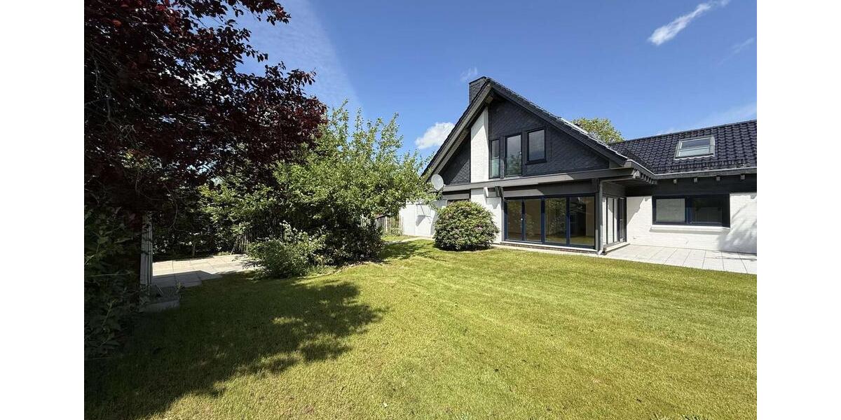 Doppelhaushälfte Heide - 4 Zimmer, 150 m&sup2;, 1.865&euro; | Angebot:25169953