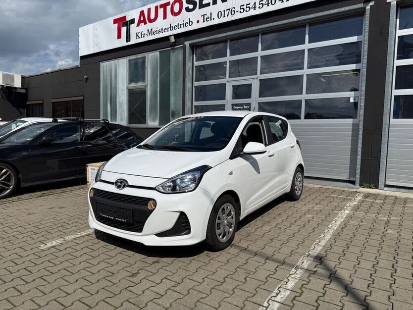 i10