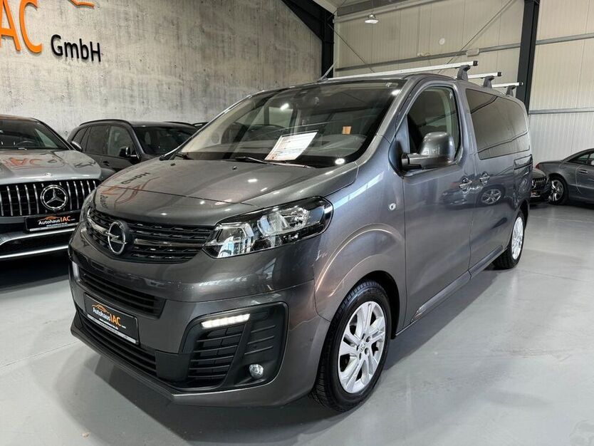Zafira Life