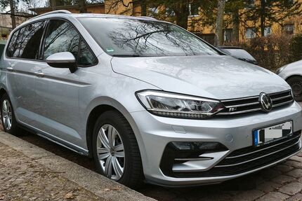 VW Touran 73.000 km 22.490 &euro; Berlin 12169