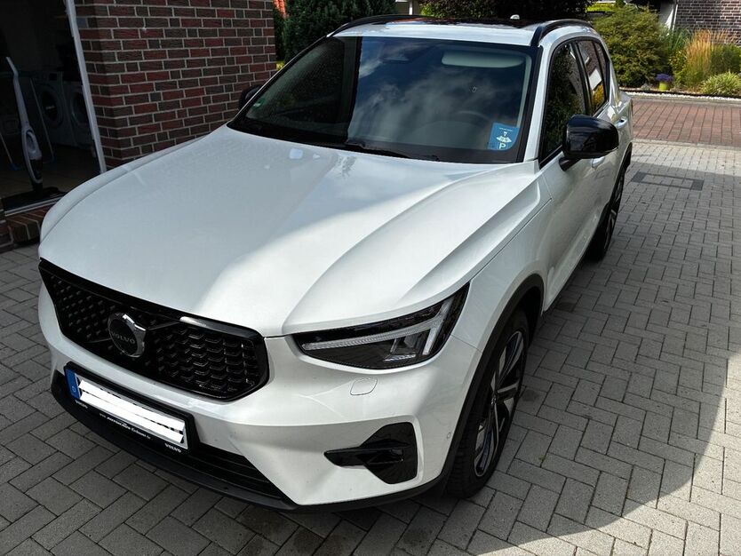 Volvo XC40 22.000 km 42.900 € Esens 26427