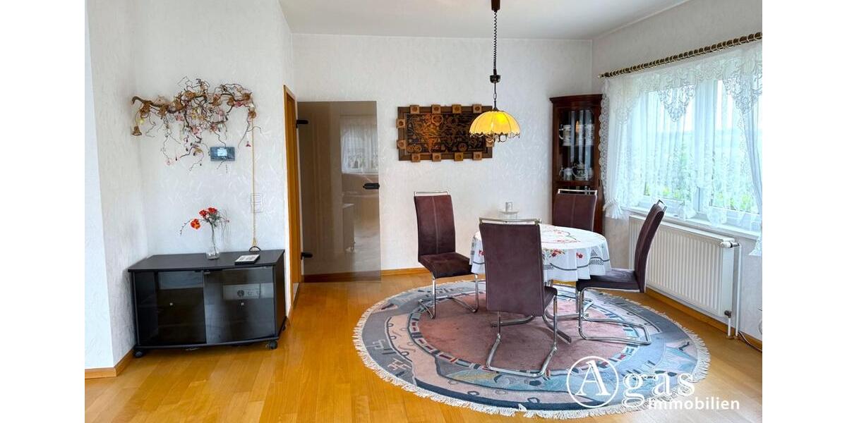 möbliertes Einfamilienhaus mit ca. 180 m² Wohnfläche, 6 Zimmern und Pool in Ahrensfelde 6 zimmer