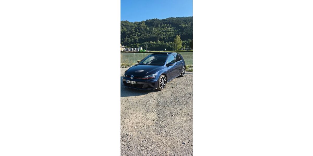 VW Golf 93.000 km 18.900 &euro; Obernzell 94130