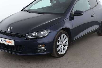 VW Scirocco 113.720 km 11.990 &euro; Frankfurt am Main 65936