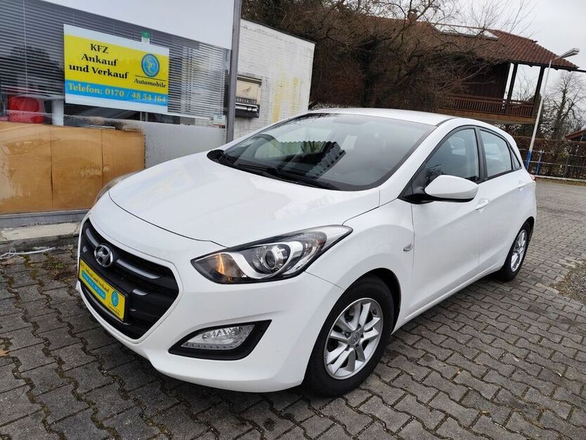 i30