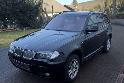 BMW X3 98.000 km 15.900 &euro; Hohenstein 65329
