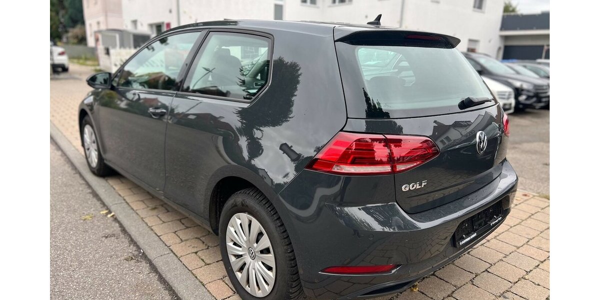 VW Golf 1.6 TDI VII. BMT Start-Stopp PDC 164.000 km 9.490 € Neckarsulm 74172