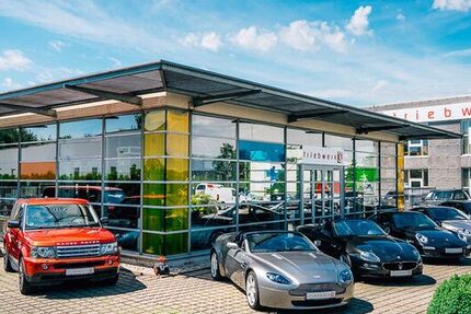 Aston Martin DBX 9.000 km 129.941 &euro; Duisburg 47228