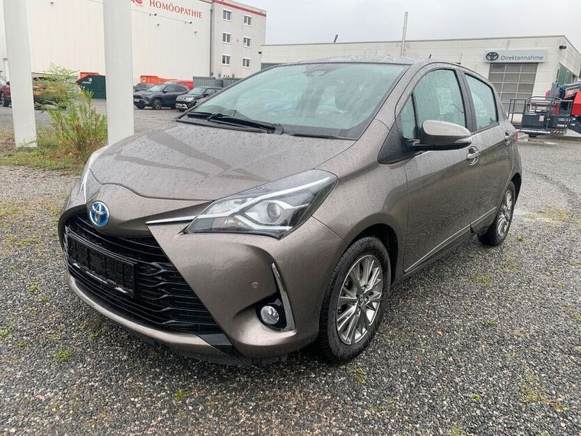Yaris
