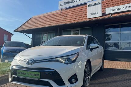 Toyota Avensis 121.000 km 14.200 &euro; Aland OT Vielbaum 39615