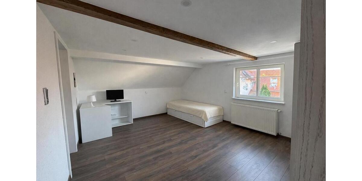 Einfamilienhaus Flieden - 6 Zimmer, 162 m&sup2;, 1.600&euro; | Angebot:26351975