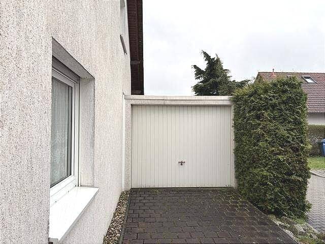 Doppelhaushälfte Merseburg - 3 Zimmer, 105 m&sup2;, 210.000&euro; | Angebot:26105625