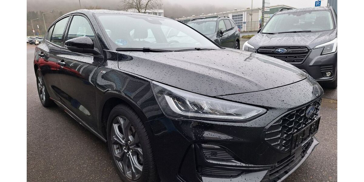 Ford Focus 76.262 km 16.980 &euro; Trier 54294