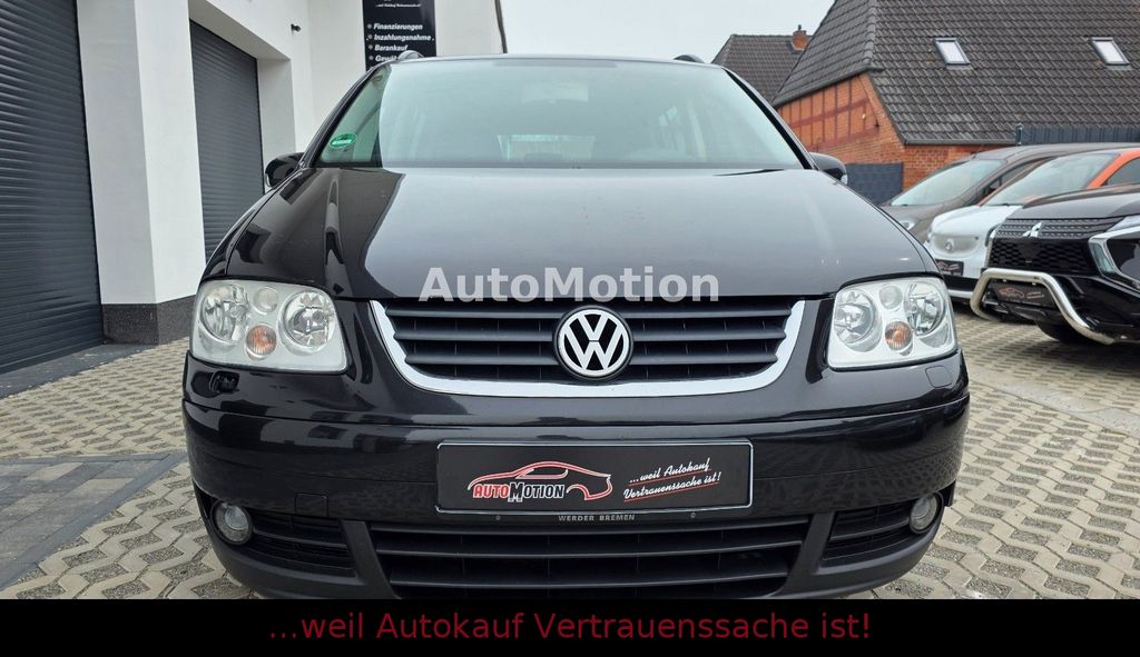 VW Touran 279.000 km 2.390 &euro; Langwedel 27299