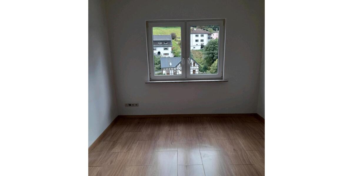 Mehrfamilienhaus, Wohnhaus Kronach - 11 Zimmer, 160 m&sup2;, 60.000&euro; | Angebot:25498533
