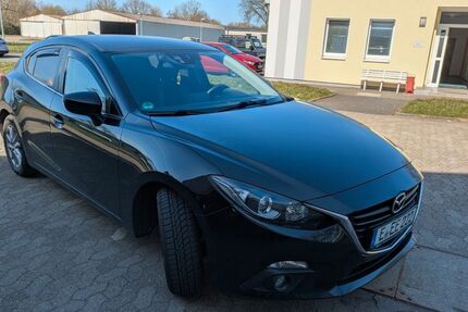 Mazda 3 90.000 km 10.999 € Essen 45219