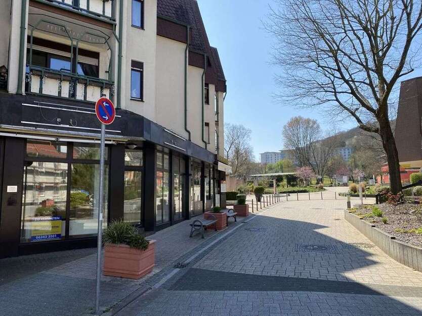 Einzelhandel in Bad Bergzabern 830 € 75 m²