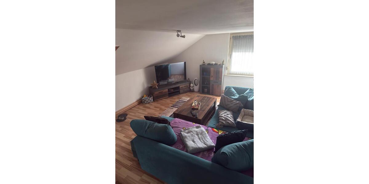 Dachgeschoßwohnung Donaueschingen - 4 Zimmer, 69 m&sup2;, 142.000&euro; | Angebot:26913692