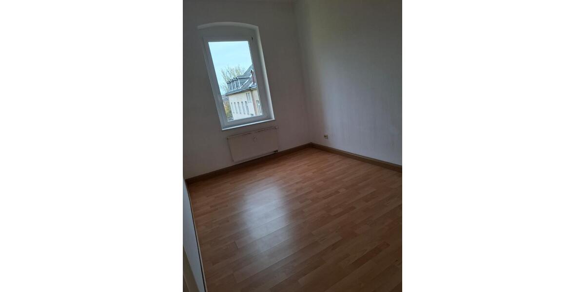 Etagenwohnung Altenburg - 2 Zimmer, 50 m&sup2;, 350&euro; | Angebot:26041704