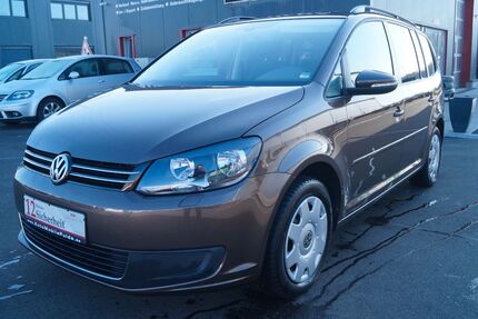 VW Touran 149.500 km 8.990 &euro; Künzell 36093