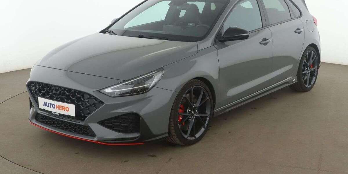 Hyundai i30 106.859 km 24.390 &euro; Hamburg 22529