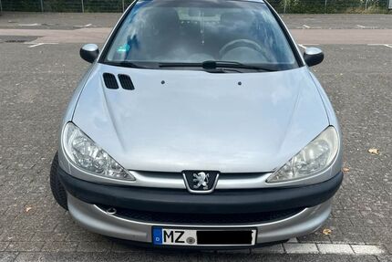 Peugeot 206 115.000 km 2.000 &euro; Ingelheim am Rhein 55218