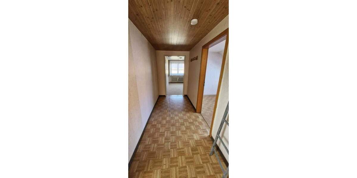 Einfamilienhaus Nagold-Hochdorf Hochdorf - 8 Zimmer, 191 m&sup2;, 362.000&euro; | Angebot:25745176