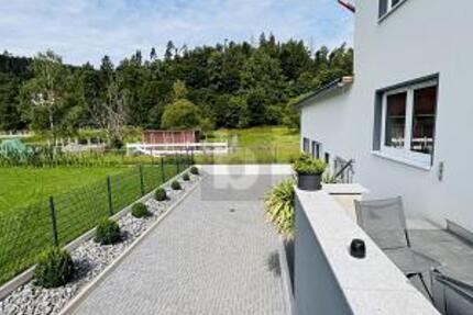 ALLEINLAGE, HOCHWERTIG UND VIEL PLATZ - Haus Schwarza | Angebot:26496459