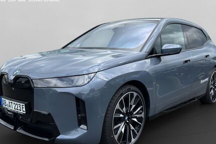 BMW iX 14.048 km 81.000 &euro; Hösbach 63768