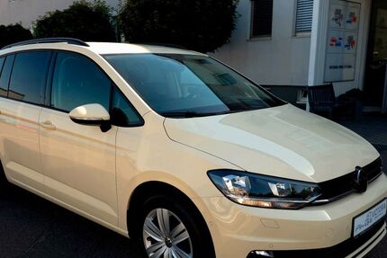 VW Touran 98.600 km 22.015 &euro; Leipzig 04319