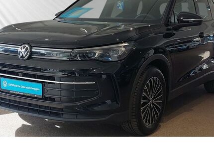 VW Tiguan 23.000 km 37.980 &euro; Kiel 24114