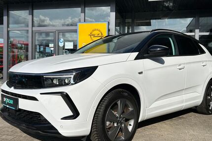 Opel Grandland (X) 17.823 km 32.990 &euro; Gräfenhainichen 06773