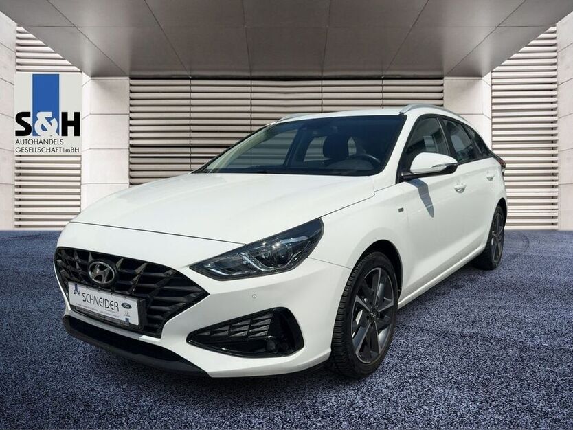 i30