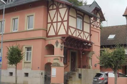 Wohnung Neustadt an der Aisch - 5 Zimmer, 138 m&sup2;, 1.300&euro; | Angebot:25402314