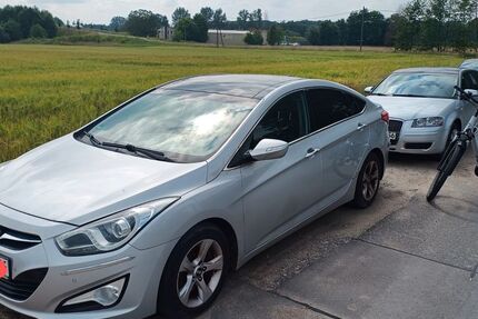 Hyundai i40 169.000 km 9.000 € Bielefeld 33602