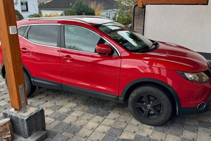Nissan Qashqai 113.000 km 12.900 € Buch 56357