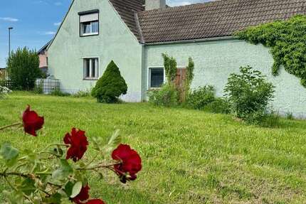 Haus Mücheln - 6 Zimmer, 140 m&sup2;, 109.000&euro; | Angebot:26841239