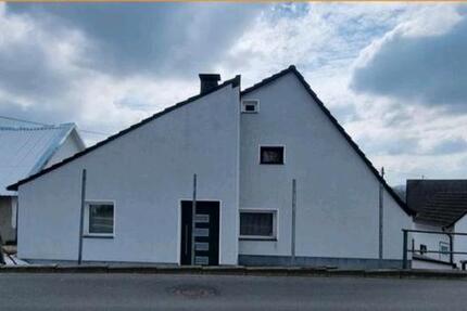 Haus Wiehl - 6 Zimmer, 150 m&sup2;, 140.000&euro; | Angebot:27083646