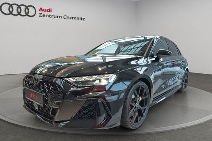 Audi RS3 3.000 km 76.990 &euro; Chemnitz 09116