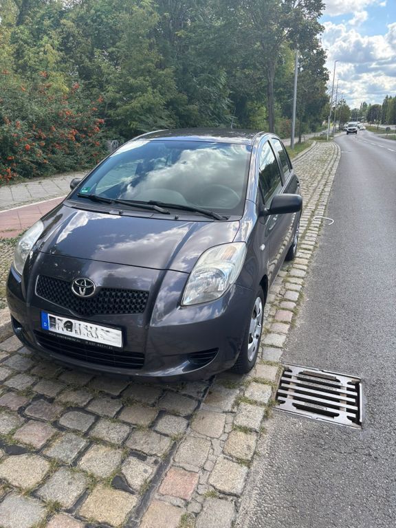 Yaris