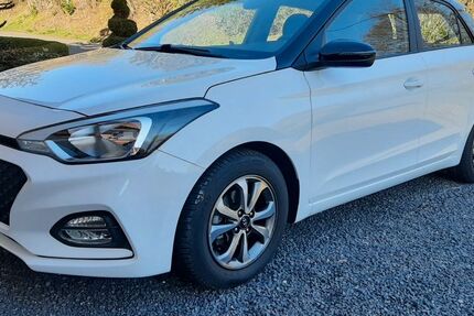 Hyundai i20 56.000 km 11.800 &euro; Koblenz 56070
