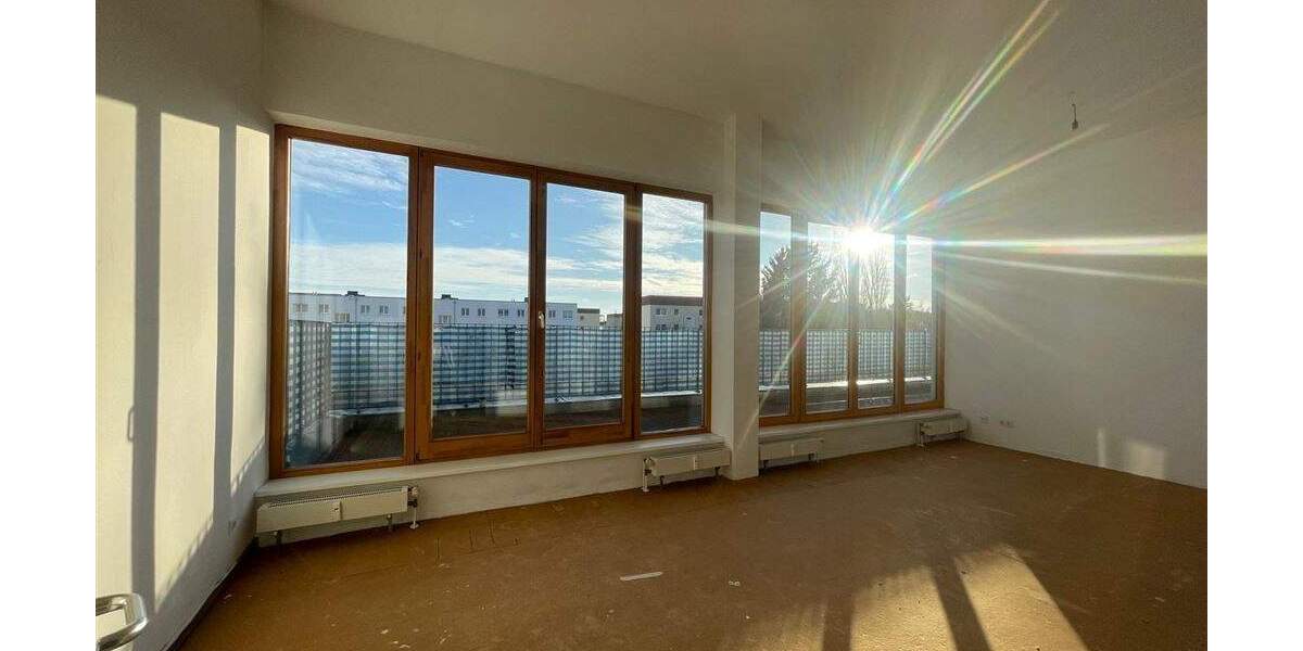 Großzügige 3-Zimmer-Wohnung mit großem Südbalkon - Mietfreie Zeit für Renovierung 3 zimmer