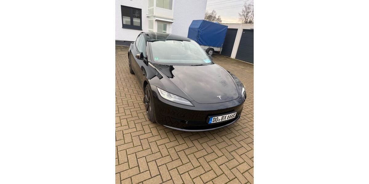 Tesla Model 3 22.500 km 35.200 &euro; Dortmund 44265