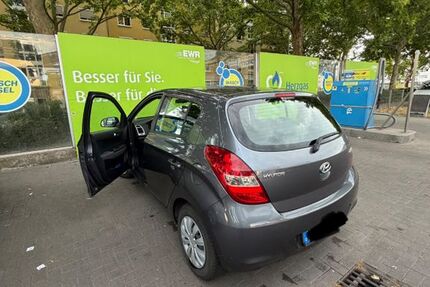 Hyundai i20 129.000 km 2.300 &euro; Worms 67549