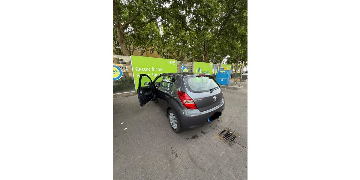 Hyundai i20 129.000 km 2.300 &euro; Worms 67549