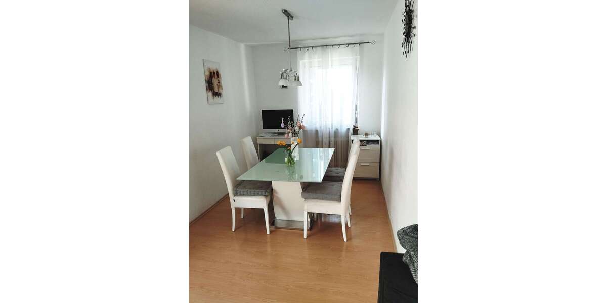Etagenwohnung Röthenbach an der Pegnitz - 3 Zimmer, 77 m&sup2;, 235.000&euro; | Angebot:26404059