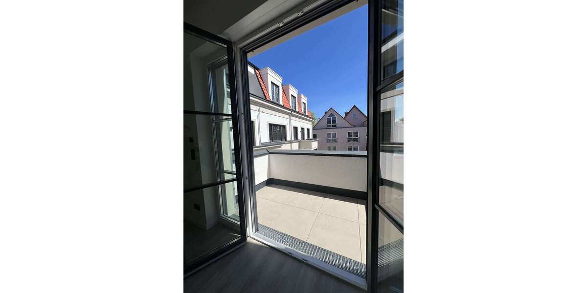Etagenwohnung Stahnsdorf - 3 Zimmer, 82 m&sup2;, 1.650&euro; | Angebot:26687822